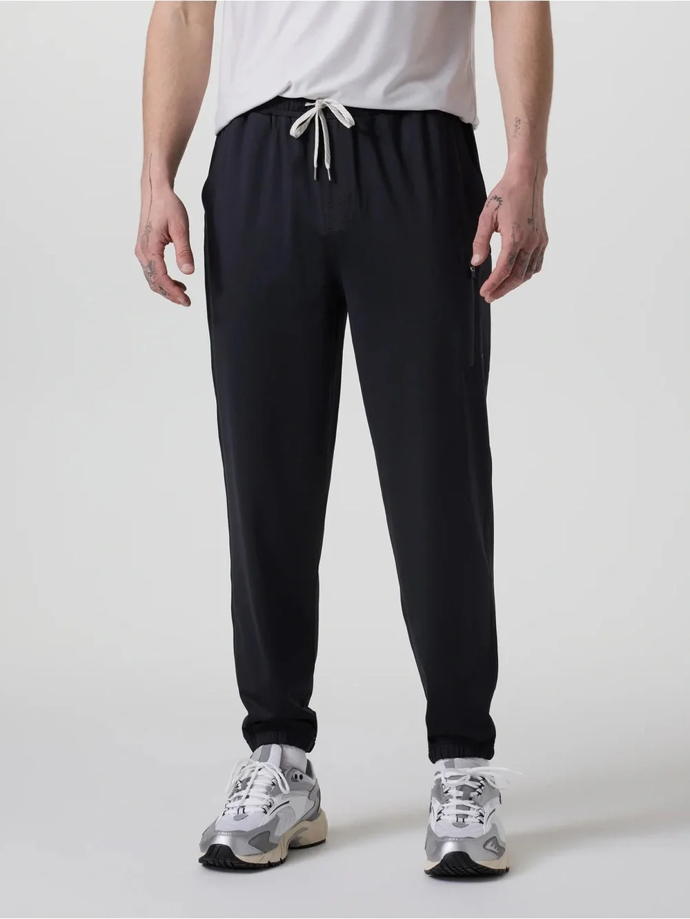 NWT Vuori Men’s Sunday Performance Sweatpant Classic 30” Black Size XXL